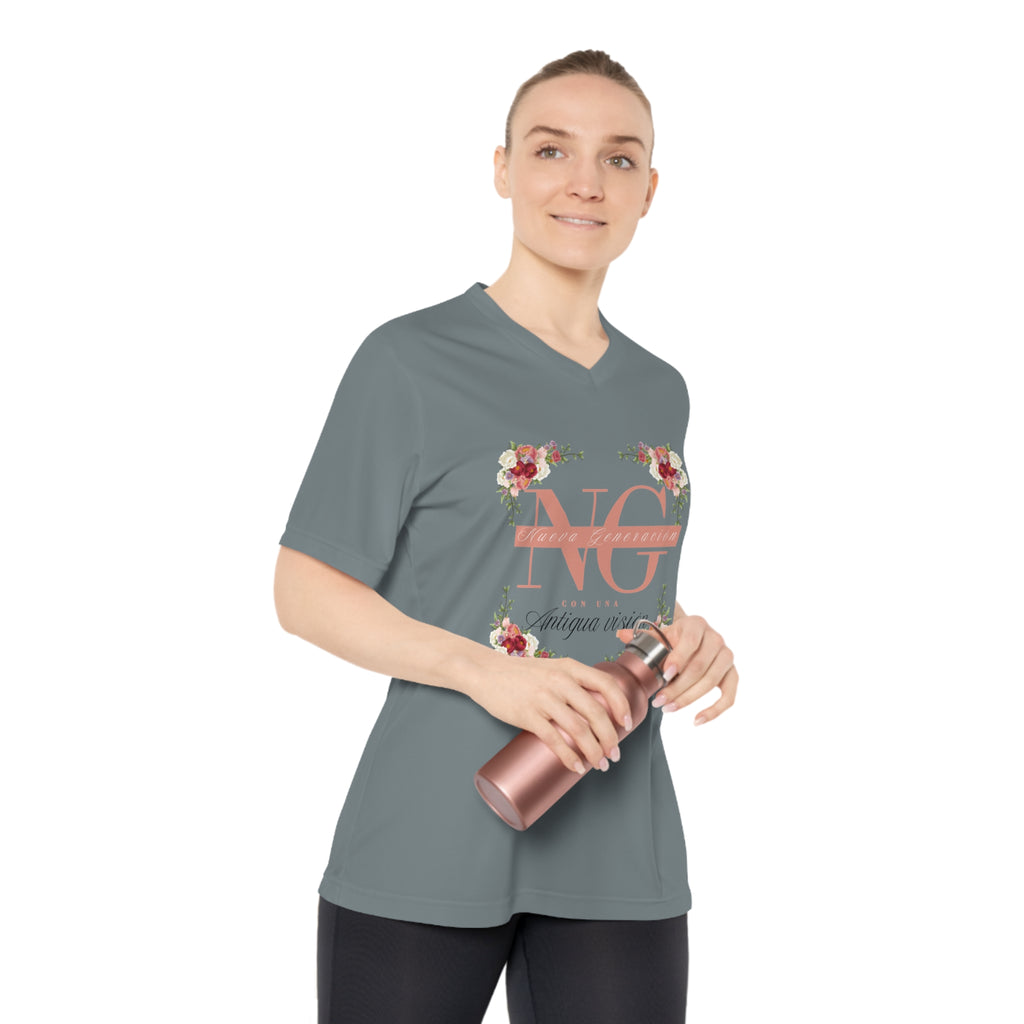 Woman's Spanish Floral Tee — "Nueva generación con una antigua visión"