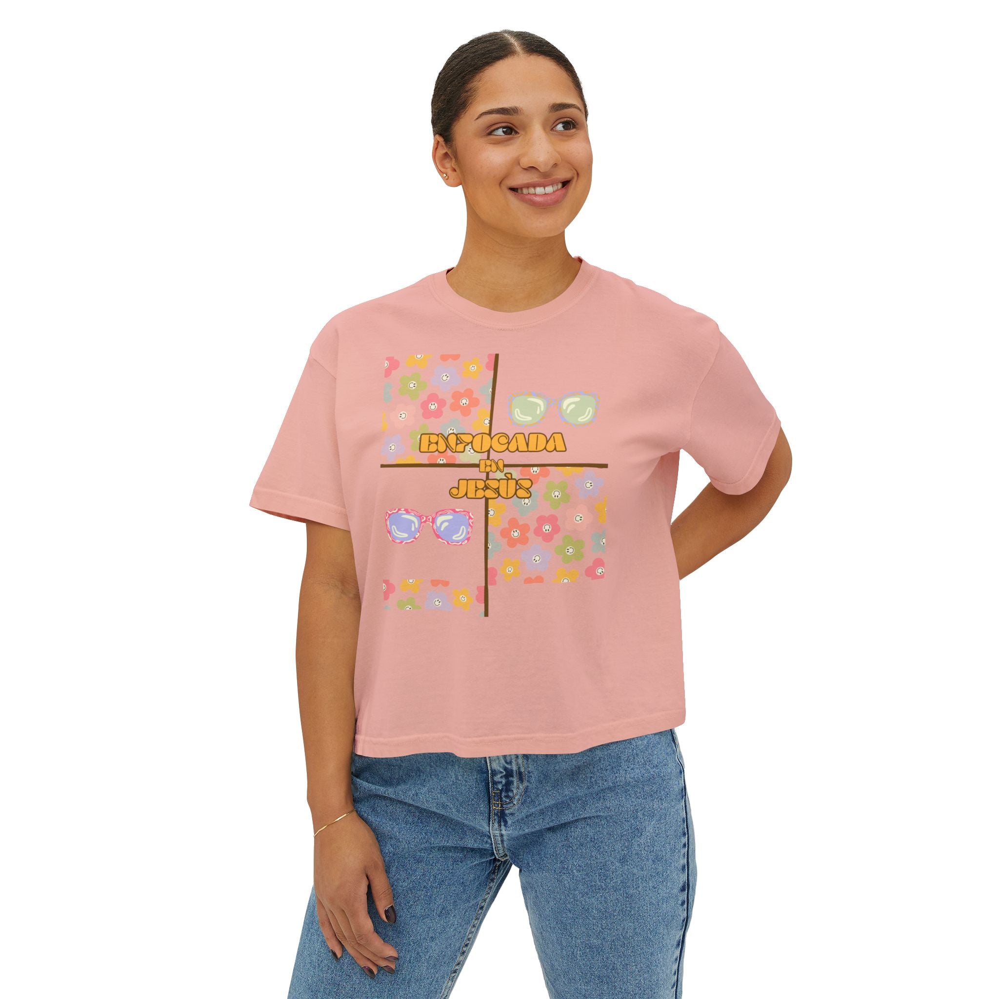 Retro Spanish Sunglasses Boxy Tee — 'Enfocada en Jesús' Graphic Top
