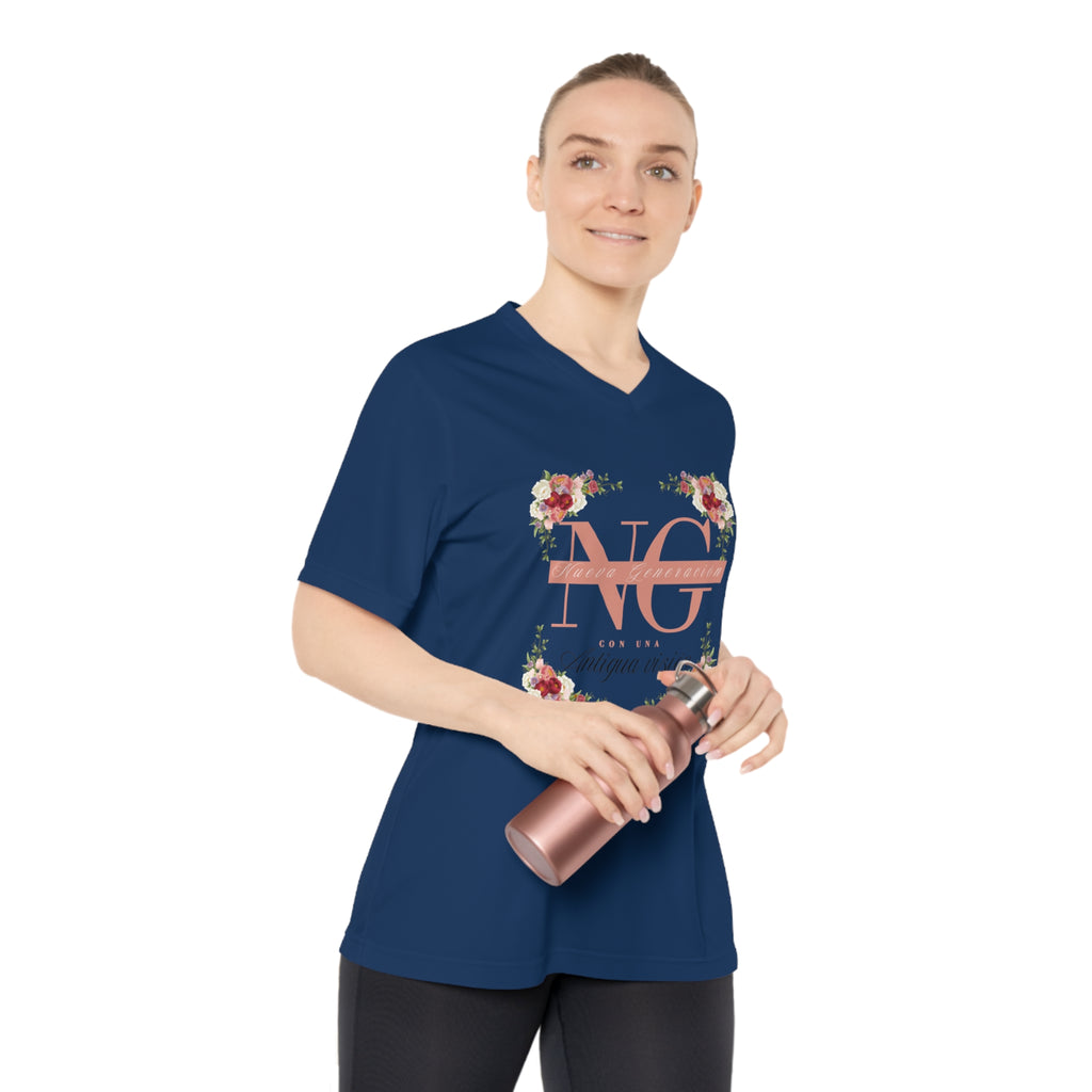 Woman's Spanish Floral Tee — "Nueva generación con una antigua visión"