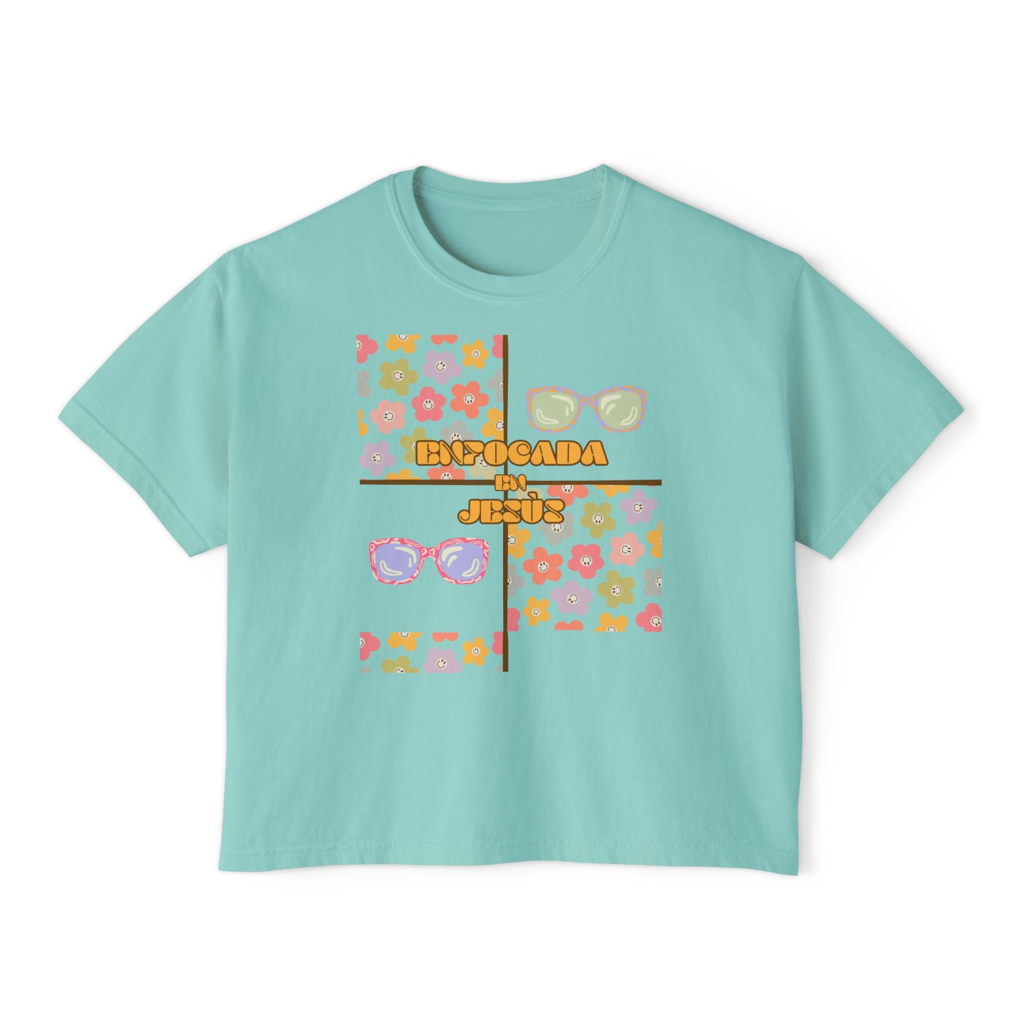 Retro Spanish Sunglasses Boxy Tee — 'Enfocada en Jesús' Graphic Top